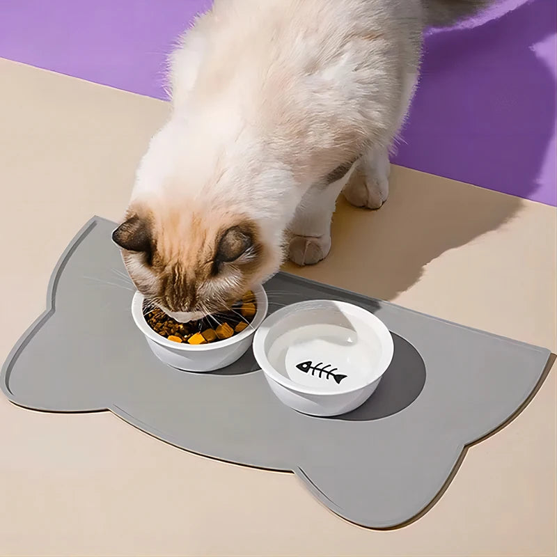 🐾 Silicone Pet Feeding Mat – Non-Slip & Waterproof Bowl Placemat