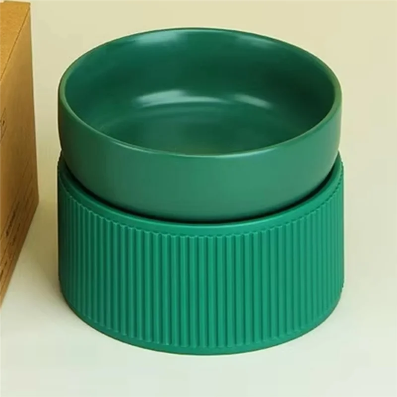 🐱 Elevated Pet Bowl – Anti-Black Chin & Neck-Friendly Design