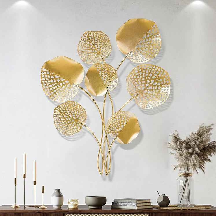 ✨Modern Arany Virág Faldekor – Fém 3D Művészi Fali Dísz nappaliba, hálóba✨