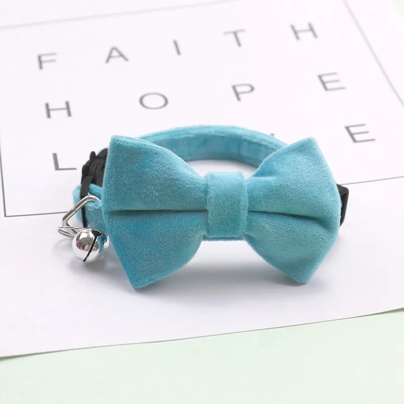 🎀 Velvet Cat Collar with Bow & Bell – Cute, Soft & Adjustable