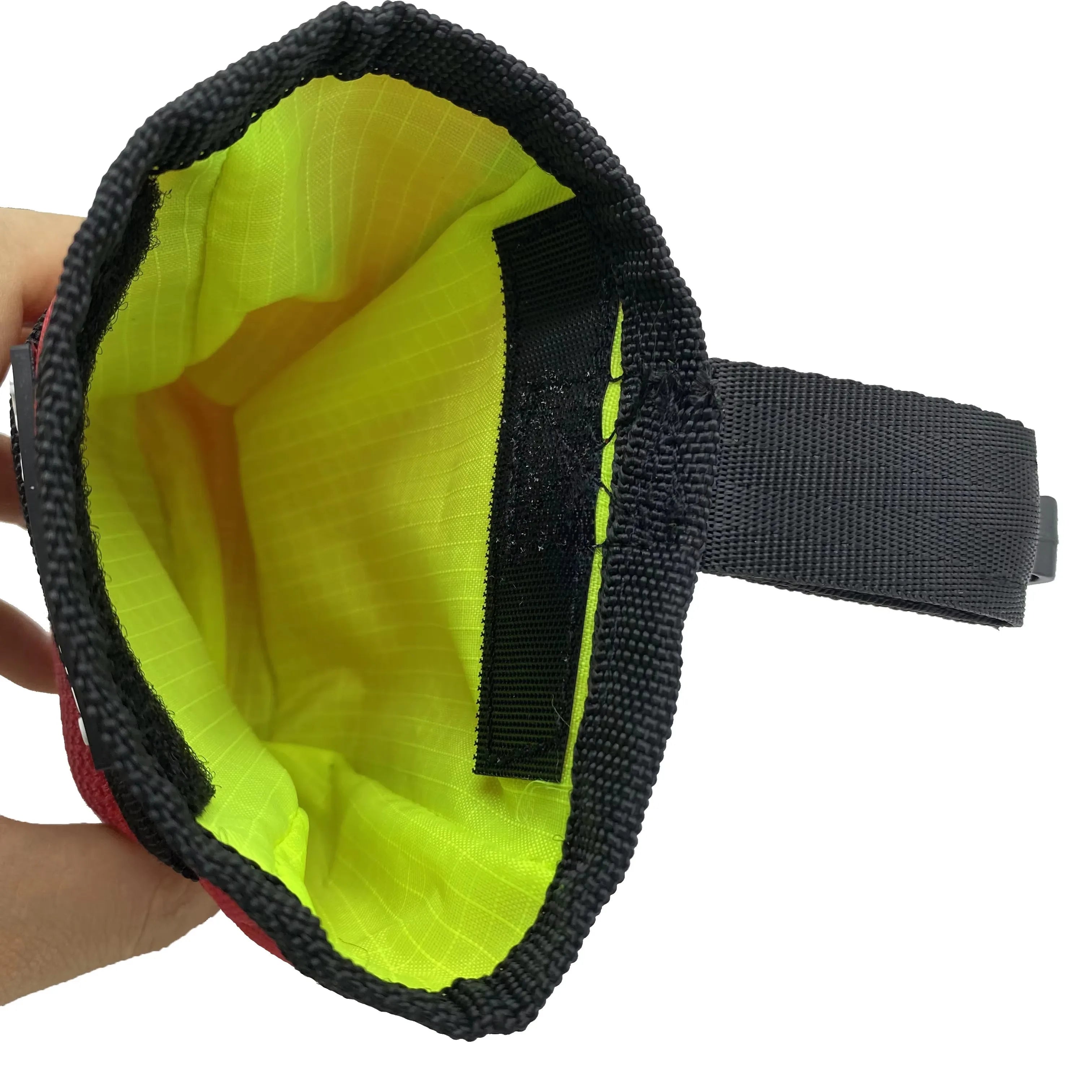 🎒 Dog Training Treat Pouch – Waist & Belt Snack Bag